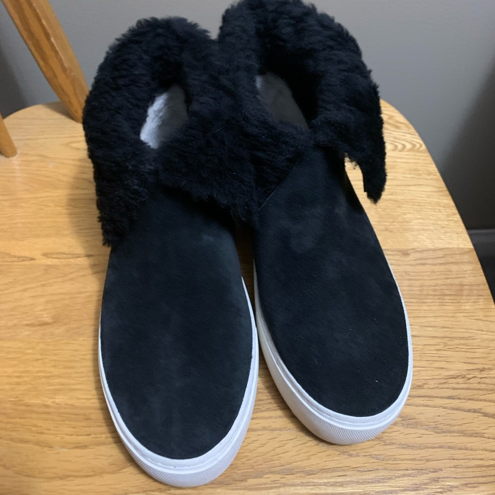 Ugg Lynus Booties - image 3